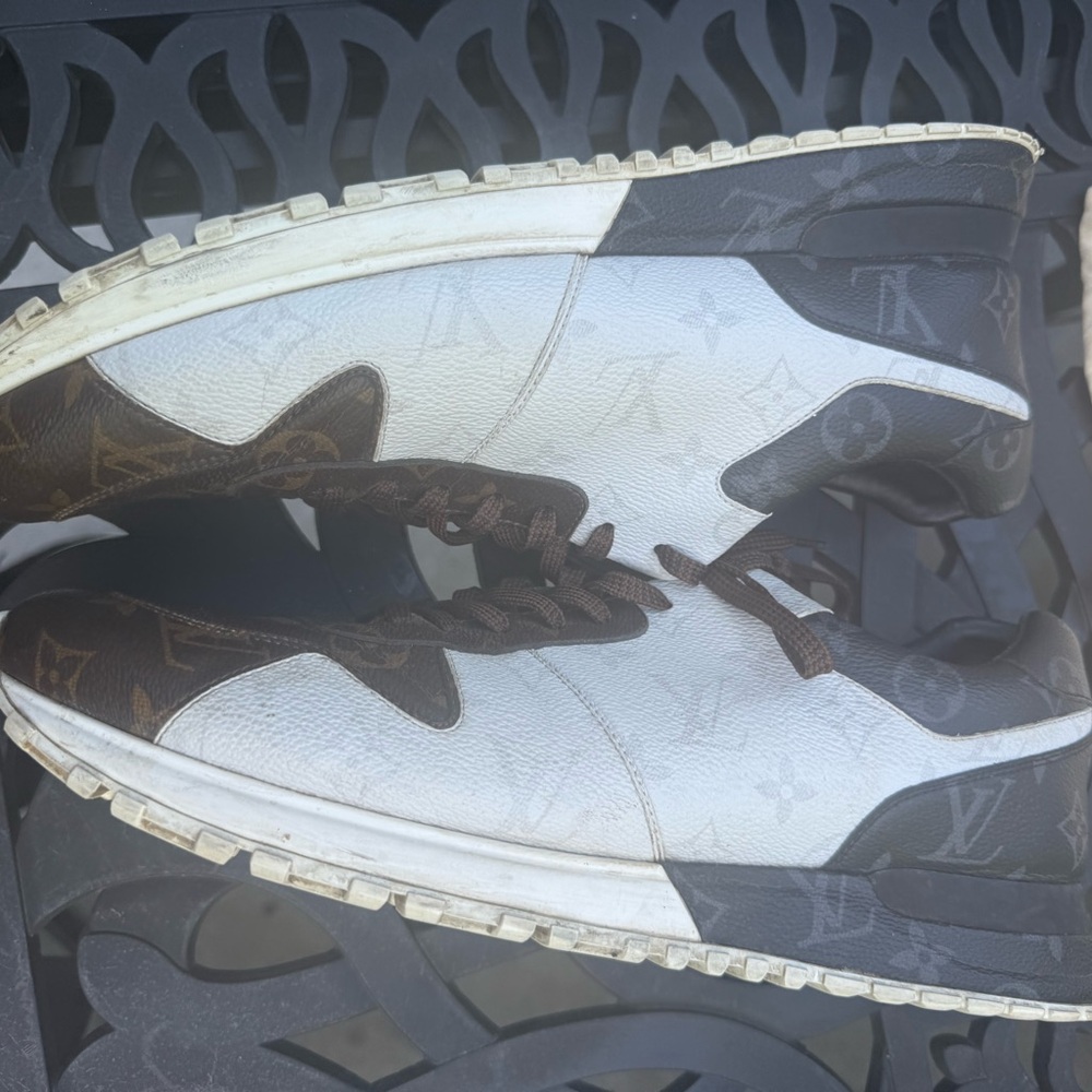 Louis Vuitton Tri coloured Monogrammed Runaway Sneakers - Size 11 - Picture 11 of 16